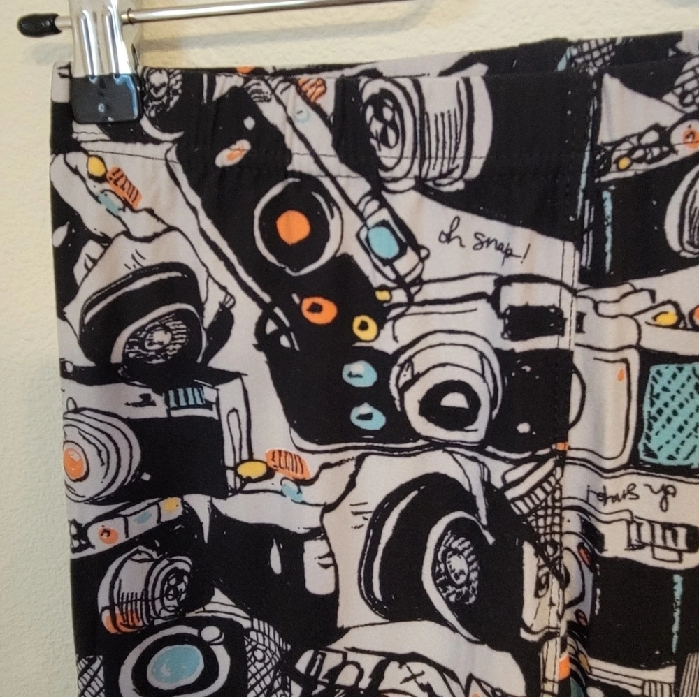 Agnes & Dora Leggings Size S/M 4-12 NWT Camera Print Photographer Gift Graphic
